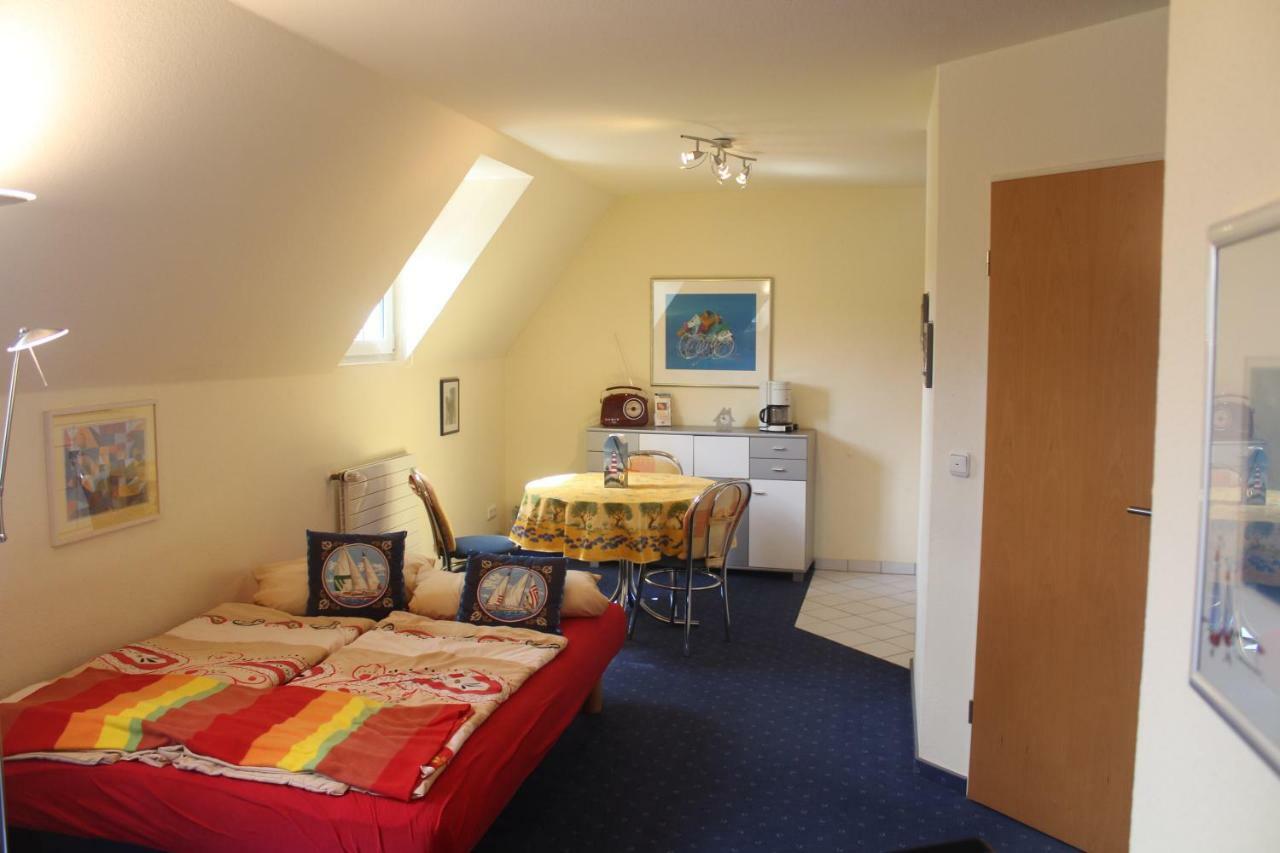 Faehrhaus Ferienwohnung Сарбург Екстериор снимка
